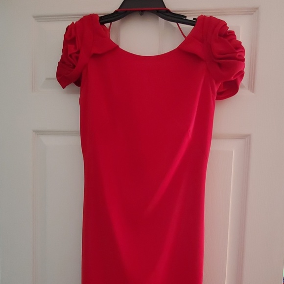 JS COLLECTION RED GOWN - Picture 6 of 10